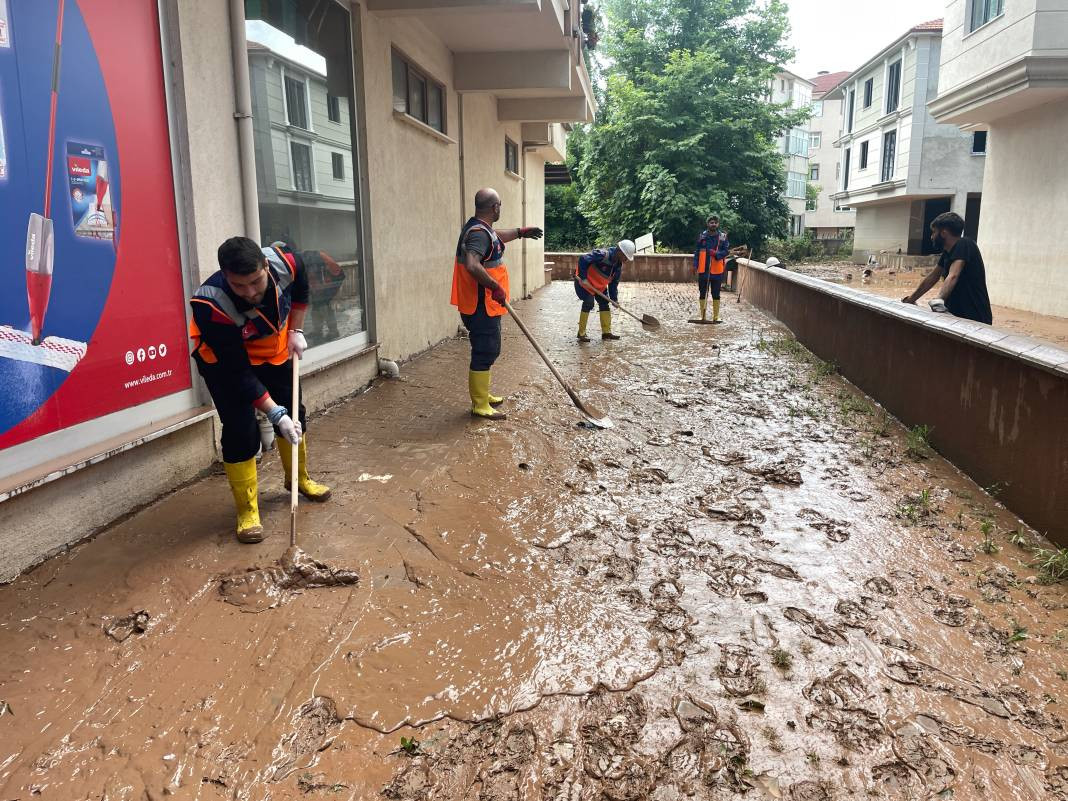 Bartın’daki sel felaketi havadan görüntülendi. Yardıma Mehmetçik koştu - Resim: 24
